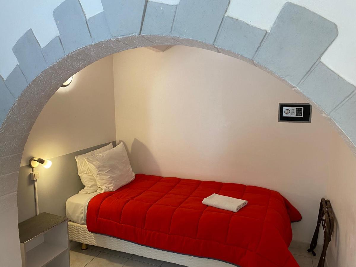 Logis Hotel La Chaumiere Marseillan  Εξωτερικό φωτογραφία