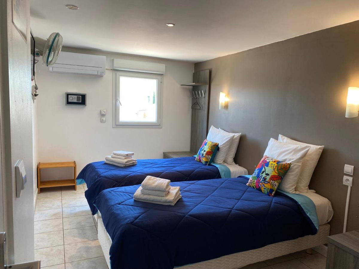 Logis Hotel La Chaumiere Marseillan  Εξωτερικό φωτογραφία