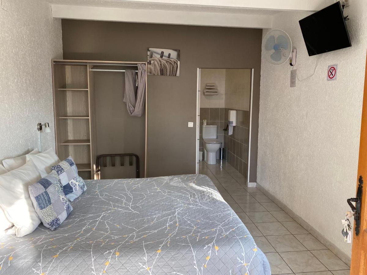 Logis Hotel La Chaumiere Marseillan  Εξωτερικό φωτογραφία