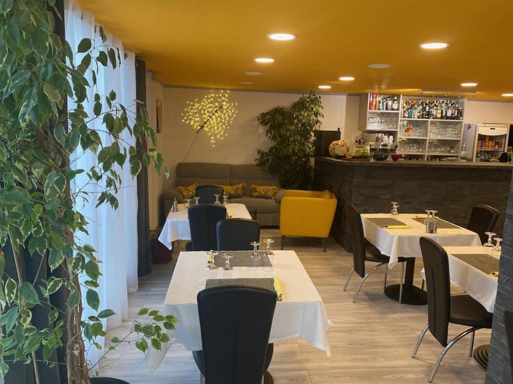 Logis Hotel La Chaumiere Marseillan  Εξωτερικό φωτογραφία